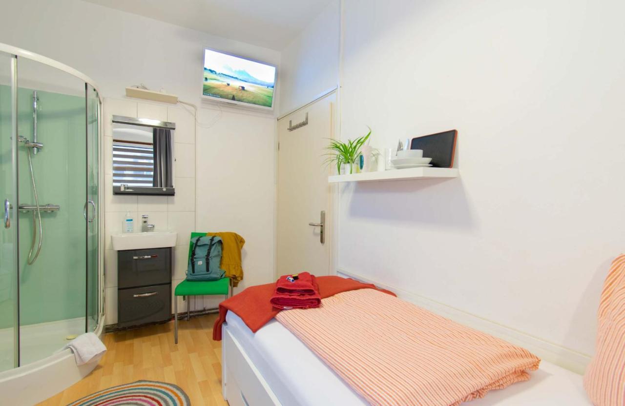 Absteige Innsbruck- Zentrale Ferienapartments mit Balkon und Gartennützung Exterior foto