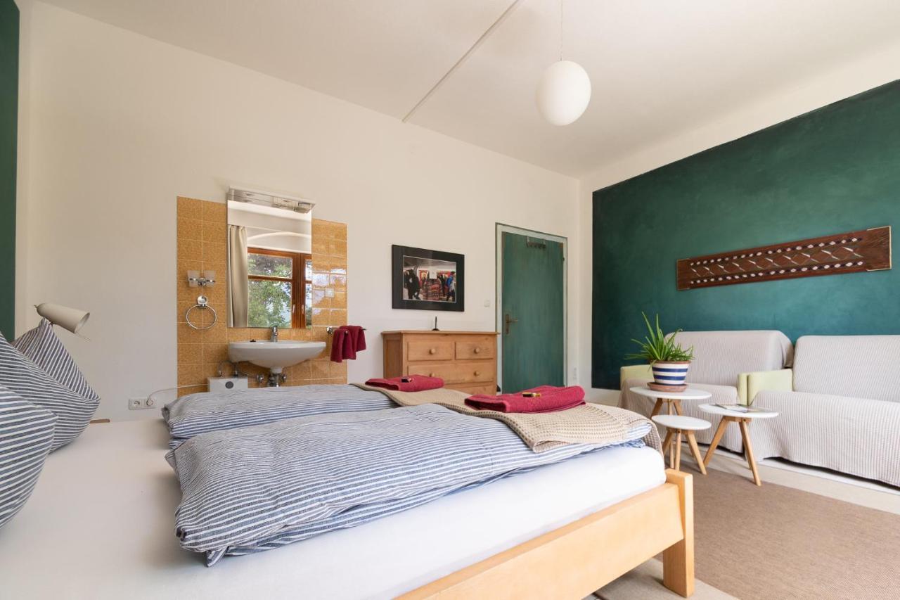Absteige Innsbruck- Zentrale Ferienapartments mit Balkon und Gartennützung Exterior foto
