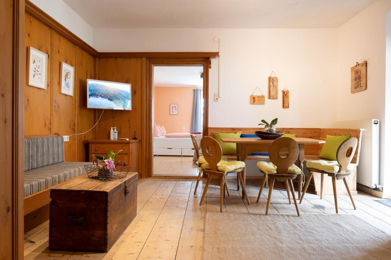 Absteige Innsbruck- Zentrale Ferienapartments mit Balkon und Gartennützung Exterior foto