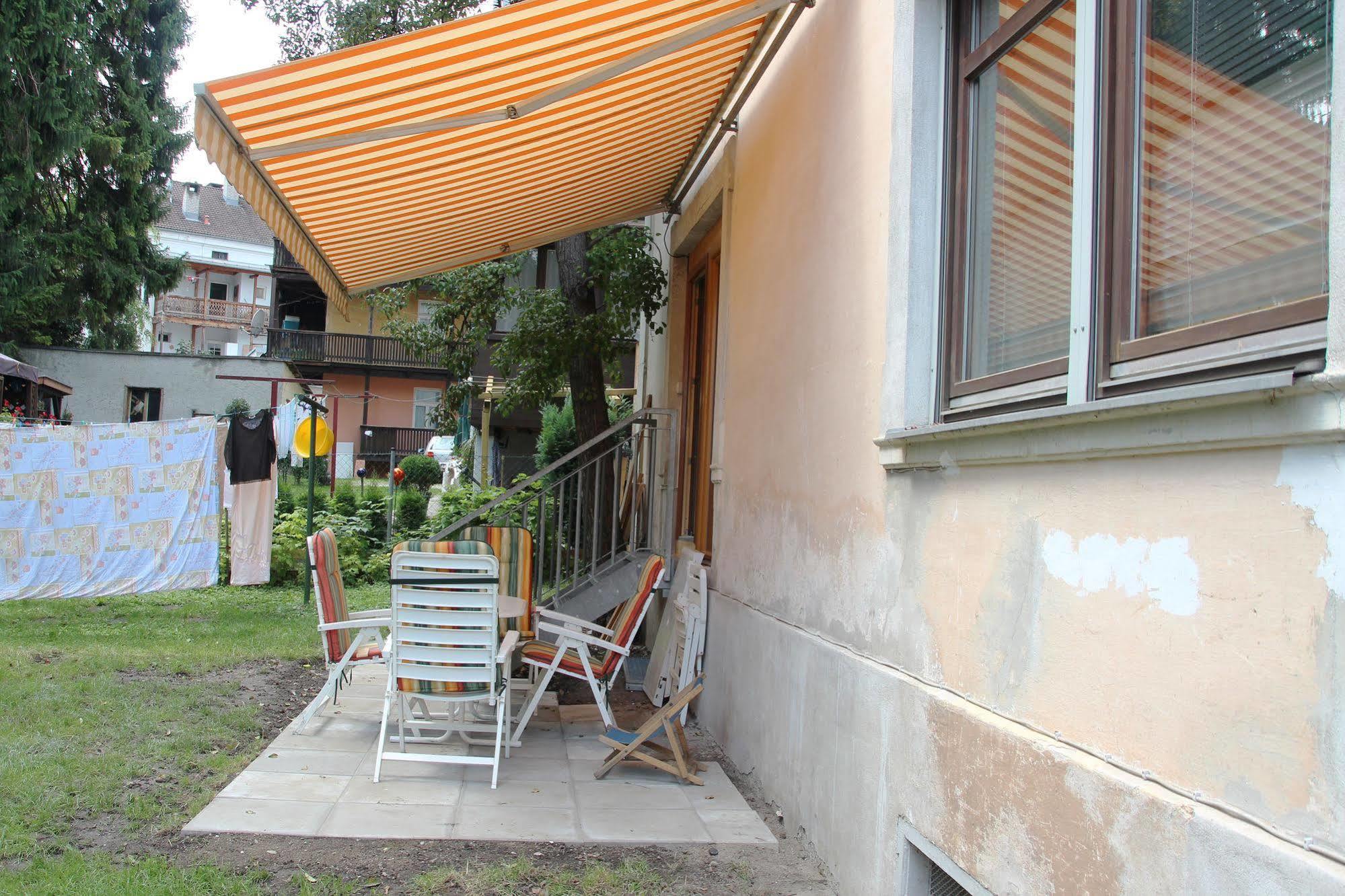 Absteige Innsbruck- Zentrale Ferienapartments mit Balkon und Gartennützung Exterior foto